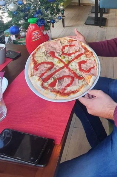 Pizza-Crna-Gora.jpg