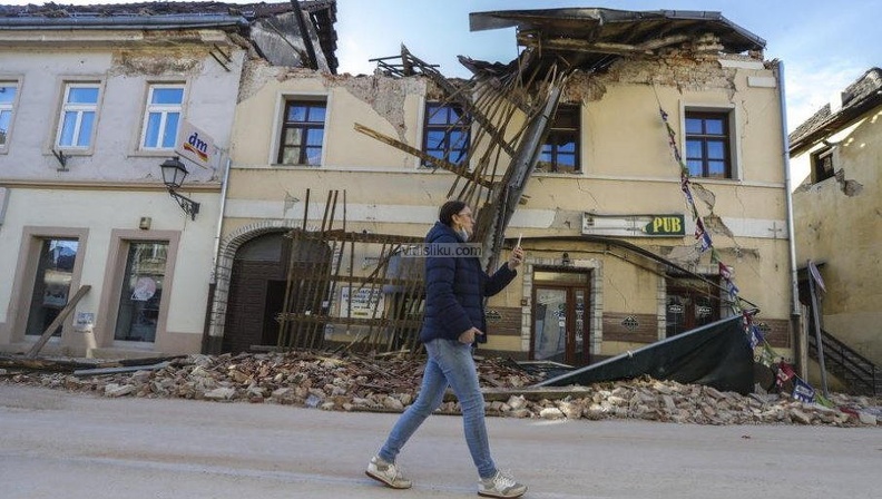 Zemljotres-Dubica.jpg